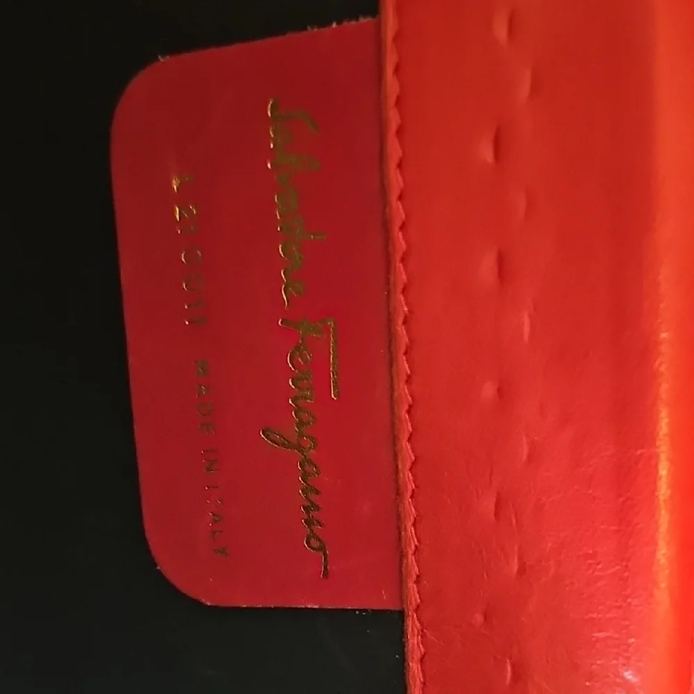 Vintage Salvatore Ferragamo Gancini Red Leather Crossbody Clutch - Picture 3 of 7